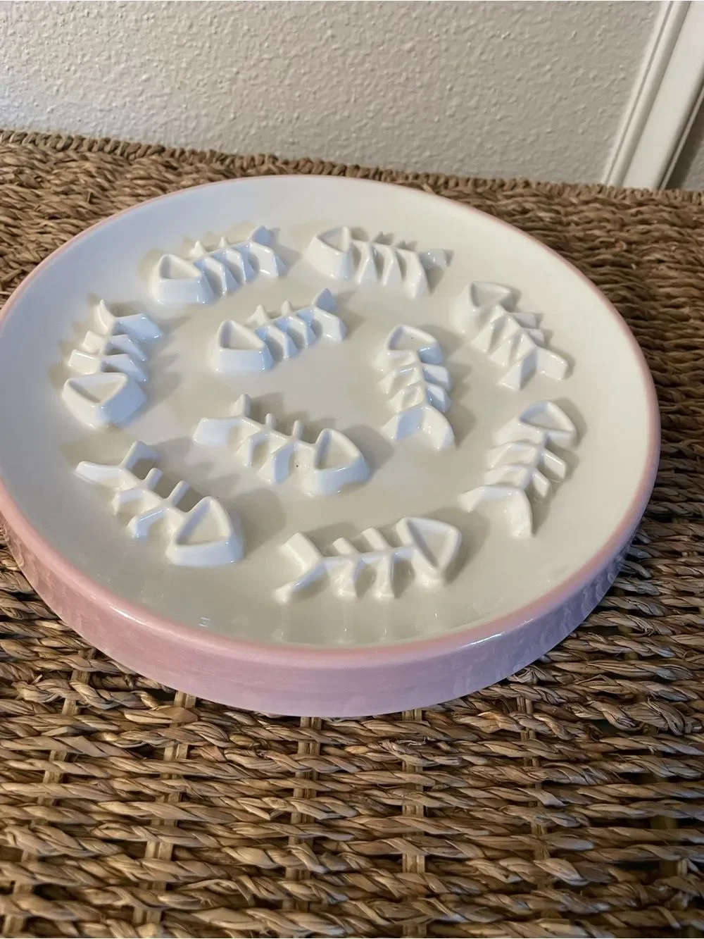 Ceramic Pink and White Slow Cat Feeder 8 Inch
